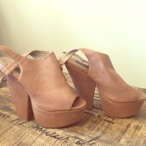 Steve Madden wedges